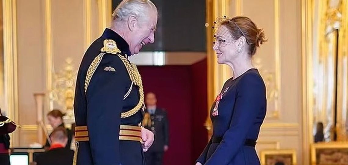 El Rey Carlos III reconoce a Stella McCartney ante su lucha por la moda sostenible 
