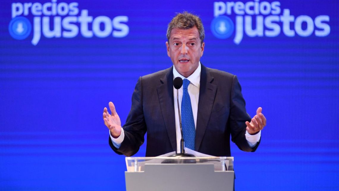 Massa busca llegar tiene un acuerdo de «salarios justos»