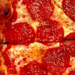 Día Mundial de la Pizza: 4 destinos amantes de esta tradicional comida 