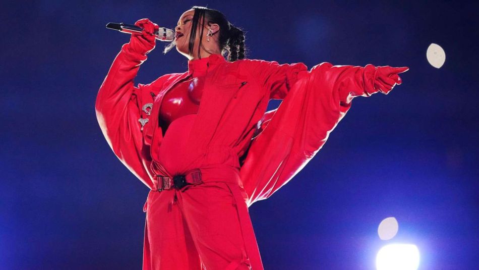Cómo fue el show de Rihanna en el Super Bowl