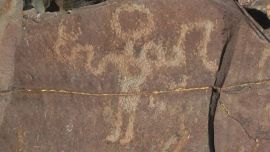 Se estima que las piedras grabadas que se esparcen en Santa Rosa de Tastil rondan aproximadamente las 8.000.