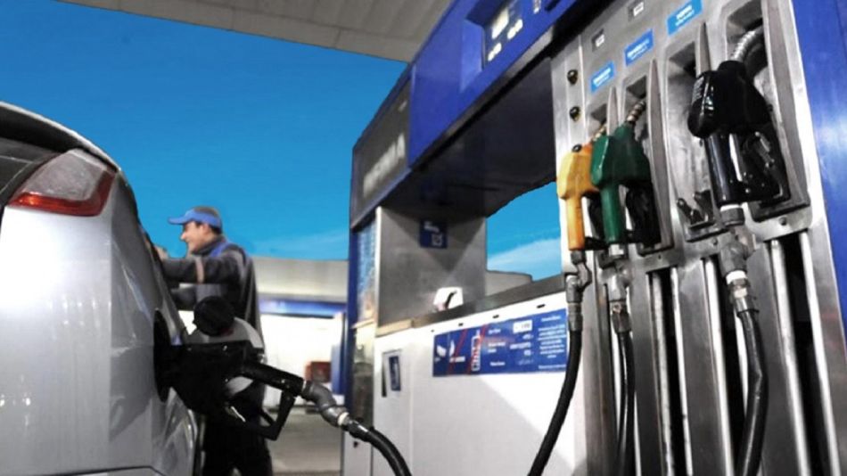 Estaciones de servicio: "Cada vez se distancia más el precio de los combustibles con la inflación mensual"