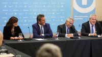 Los gremios docentes acordaron con el Gobierno una suba salarial del 33,5% para el primer semestre.