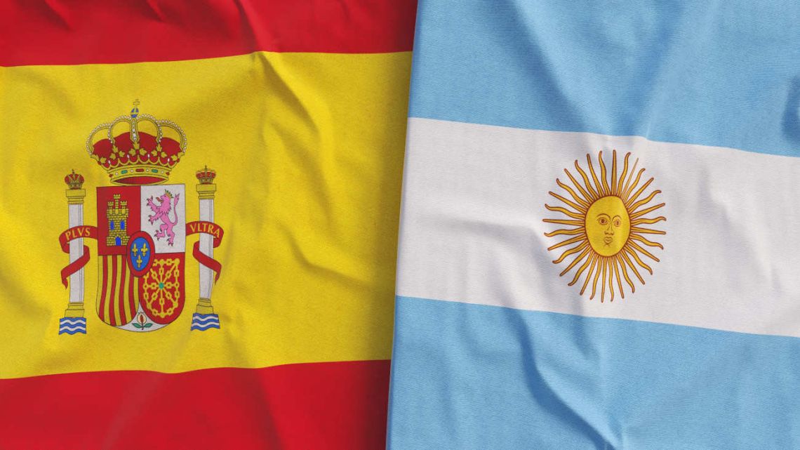 Ley del Nieto: 80 argentinos solicitan cada día la ciudadanía española
