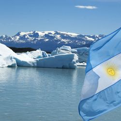 Bandera de Argentina en Antártida