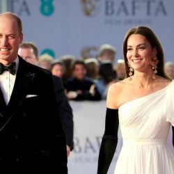 Kate Middleton combina lujo con un accesorio de Zara para los BAFTA