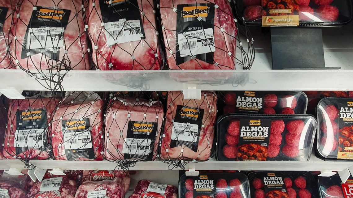 Picture taken at the beef section of a supermarket in Curitiba, Brazil, on February 23, 2023. As of February 23, 2023, Brazil temporarily suspended its beef exports to China, its main buyer, following the official health protocol after a case of bovine spongiform encephalopathy was confirmed by the Ministry of Agriculture. 