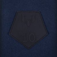 Lionel Messi presentó su nueva campera de Chándal Winning Streak inspirada en los colores de su carrera