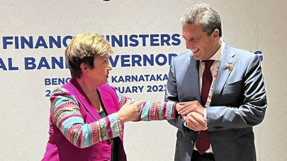 Massa con Georgieva, en el encuentro del G20 en la India.