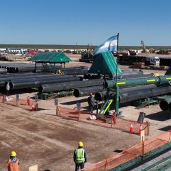 Steel pipes in the Neuquén oil and gas basin that will be used to build the Néstor Kirchner pipeline.