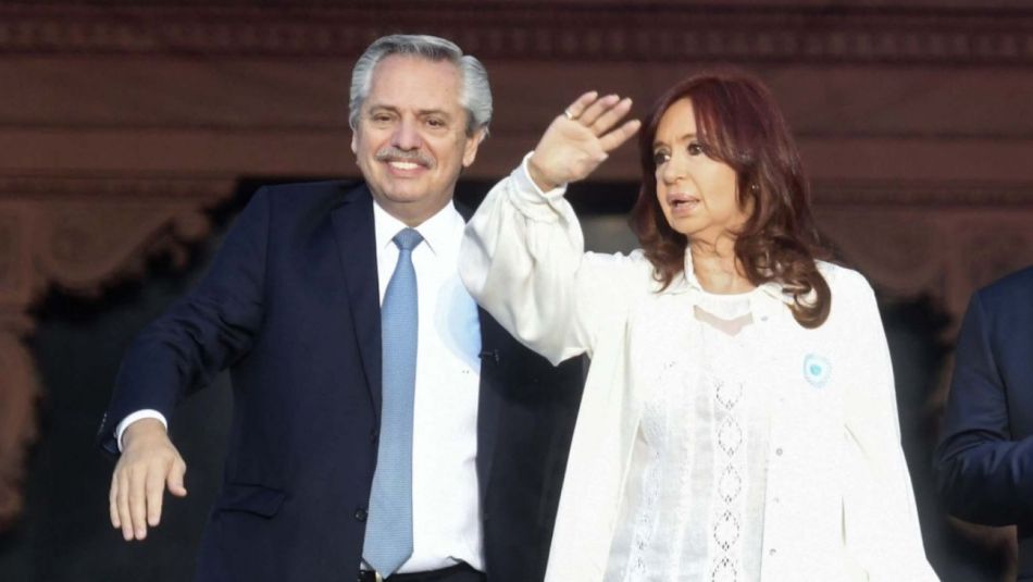 Alberto Fernández va al Congreso y se reencuentra con Cristina Kirchner