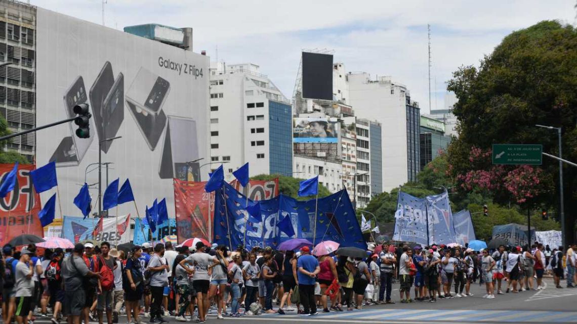 A “minimum delegation” of social movements will go to Congress to support Alberto Fernández