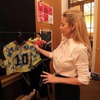 El look de Fabiola Yáñez para su encuentro con Letizia Ortiz en Madrid