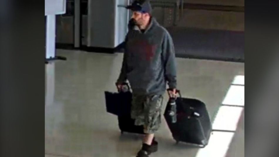Un hombre intentó pasar explosivos en un aeropuerto de Estados Unidos y fue detenido