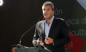 Sergio Massa, wine dollar