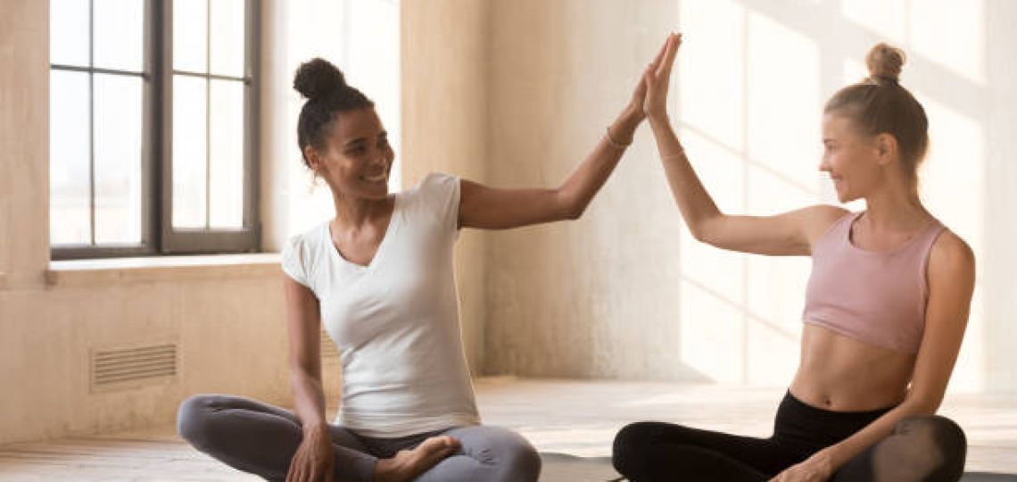 Power Yoga: Esta son las 3 posturas que tenes que saber para fortalecer tus gluteos y piernas