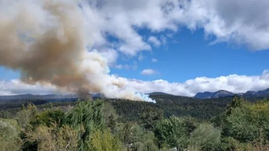 Incendios forestales: cuatro provincias argentinas siguen afectadas por el fuego
