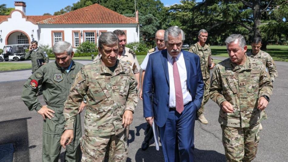 Alberto Fernández envió al ejército a Rosario