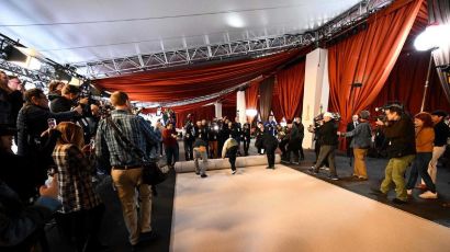 Oscars 2023: la alfombra roja cambia de color por un particular motivo