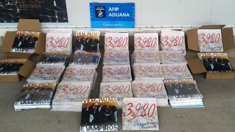 Los discos de Vilma Palma incautados por la AFIP en la Aduana de Gualeguaychú.