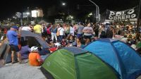 Acampé de organizaciones sociales en la 9 de julio 20230313