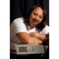 "De las calles de Buenos Aires al escenario mundial: la impresionante carrera del músico argentino ganador del Grammy, y nominado los dos últimos años"
