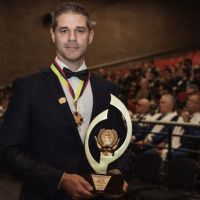 Dr. Javier Stigliano