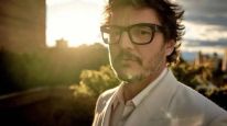 Pedro Pascal y una vida llena de tragedias: del suicidio de su madre al exilio por Pinochet