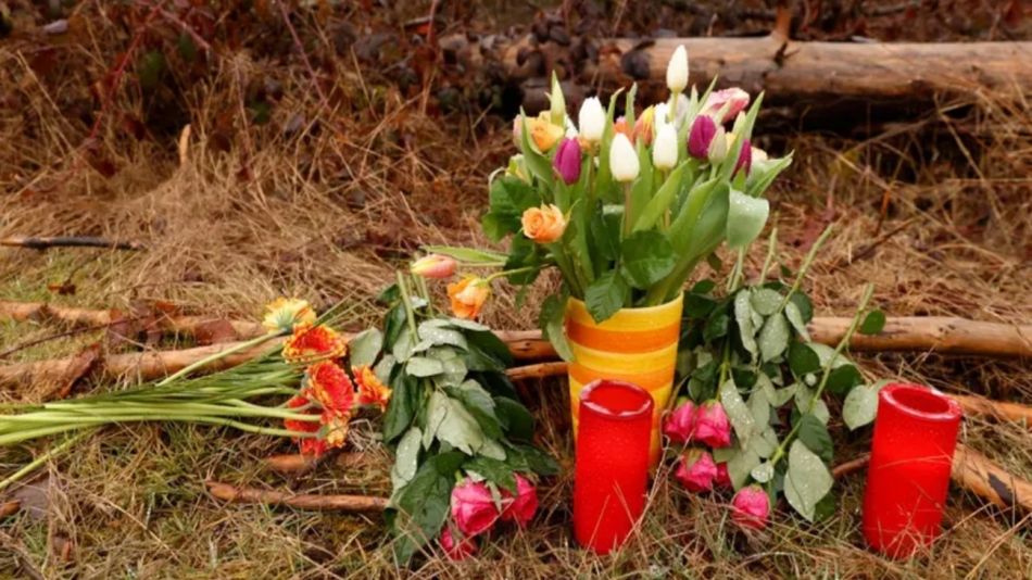 Una niña de 12 años fue asesinada por otras dos menores de 12 y 14 años.