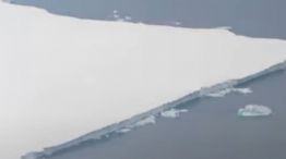 1703_iceberg a-81