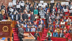 2023_03_18_francia_macron_congreso_reforma_previsional_cedoc_g