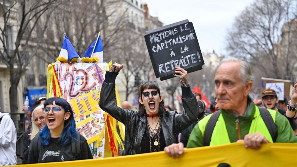 2023_03_19_estudiantes_francia_protesta_afp_g