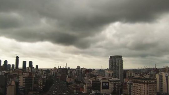 Alerta naranja del SMN para este domingo en Capital y conurbano: "Tormentas fuertes"