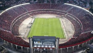 Monumental