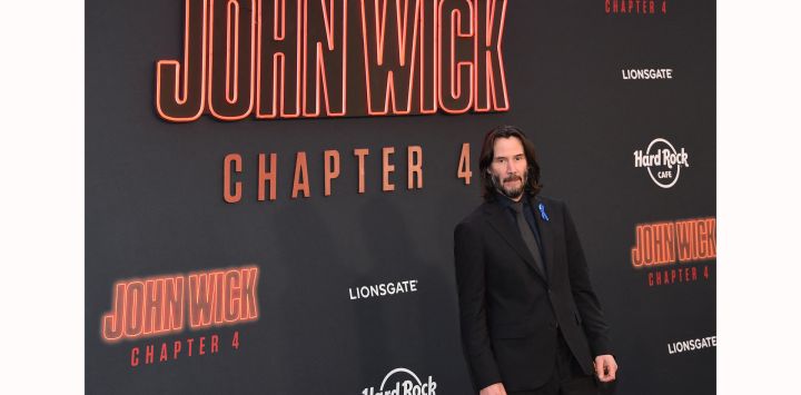 El actor estadounidense Keanu Reeves llega al estreno en Los Ángeles de "John Wick: Capítulo 4" en el Teatro Chino TCL de Hollywood, California.