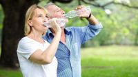 Cuántos litros de agua se necesita para vivir