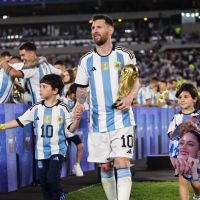 Qué le dijo Anto Roccuzzo a Tini Stoessel durante su encuentro en el estadio Monumental