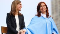 Fernanda Raverta y Cristina Kirchner.