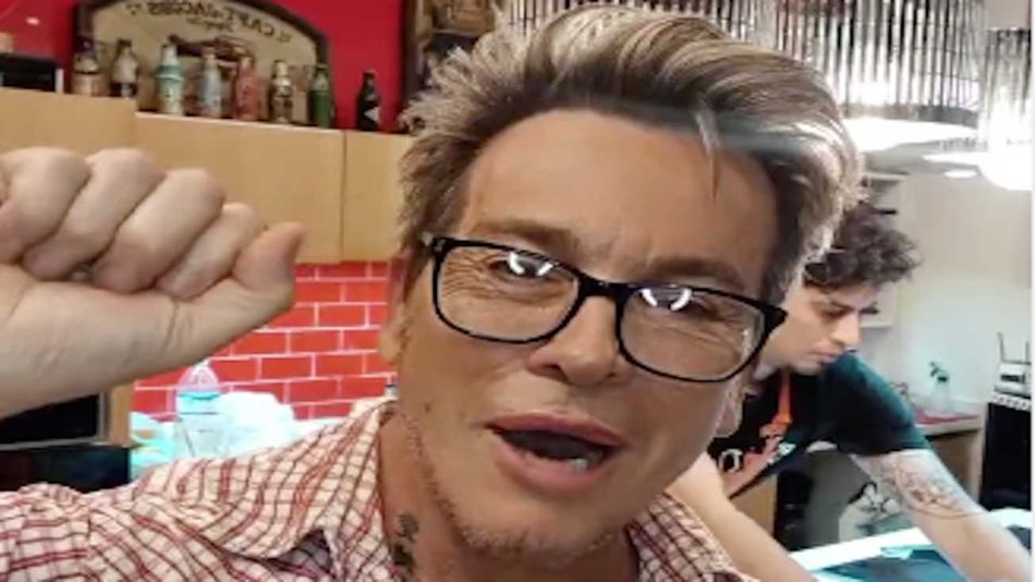 ¿Efecto dominó? Otro famoso fue denunciado por abuso de menores, el tercero en diez días