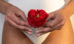 La menstruación y la menopausia tardías alargarían la vida