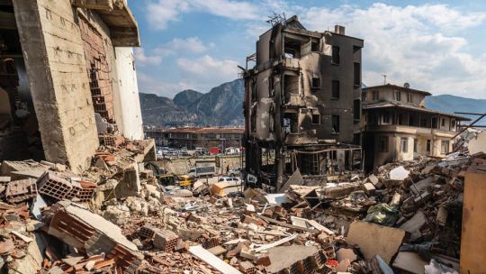 Terremoto en Turquía: testimonios de mujeres resilientes a dos meses de la tragedia