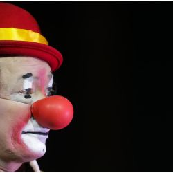 Imagen de un artista participando en una presentación para medios de comunicación de un fragmento del espectáculo "Les Clowns Espectacular 2023" del Circo Atayde Hermanos, en la Ciudad de México, capital de México. | Foto:Xinhua/Francisco Cañedo