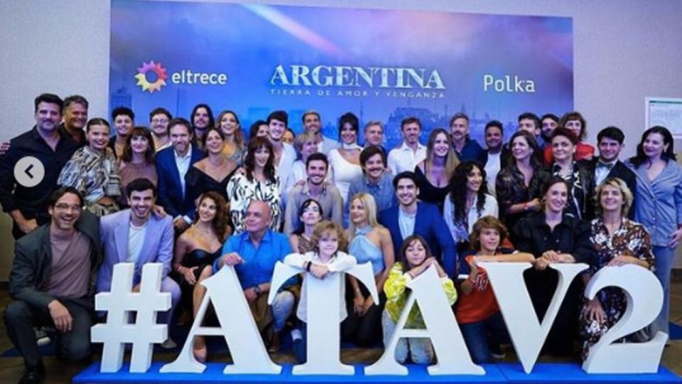 Annasofía Facello súper cool en el pre estreno de ATAV 2 | Caras