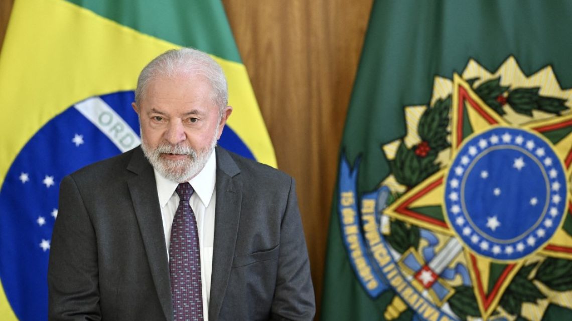 Brazilian President Luiz Inacio Lula da Silva participates in a meeting with journalists at Planalto Palace in Brasilia on April 6, 2023.