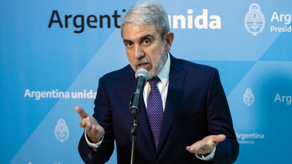 Security Minister Aníbal Fernández.