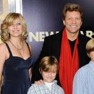 Quiénes son los hijos de Jon Bon Jovi, la nueva familia de Millie Bobby Brown