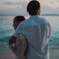 Quiénes son los hijos de Jon Bon Jovi, la nueva familia de Millie Bobby Brown