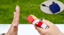 Smoke-Mon: cómo funciona el collar inteligente para dejar de fumar