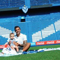 Luca Cubero dio sus primeros pasos y caminó en la cancha de Vélez