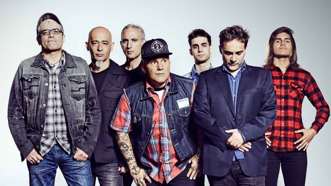 Los Fabulosos Cadillacs se presentaron en Coachella 2023 Perfil